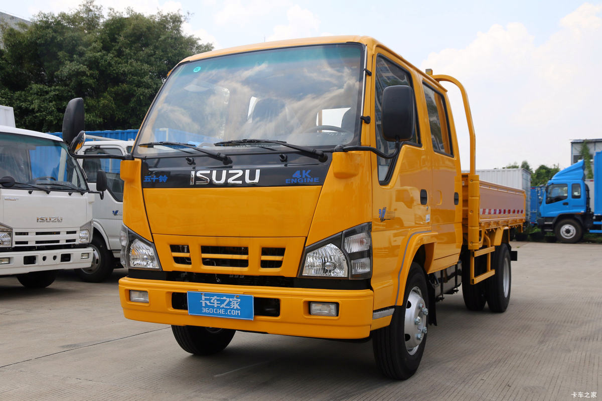 庆铃 五十铃600P 130马力 3.235米双排栏板轻卡