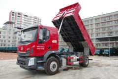 东风柳汽 新乘龙M3 200马力 4X2 5米自卸车(LZ3121M3AB)