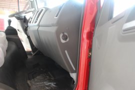 J6F&nbsp;冷藏车驾驶室图片