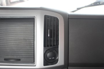 ��� J6F 150���� 4X2 ��س�����ͼƬ