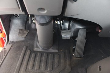 ��� J6F 150���� 4X2 ��س�����ͼƬ