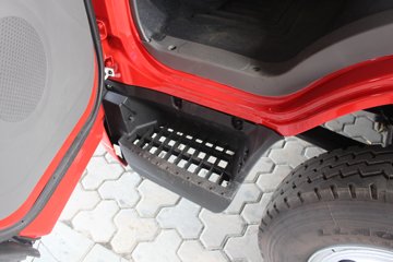 ��� J6F 150���� 4X2 ��س�����ͼƬ