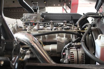 ��� J6F 150���� 4X2 ��س�����ͼƬ