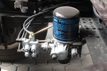 ��� J6F 150���� 4X2 ��س�����ͼƬ