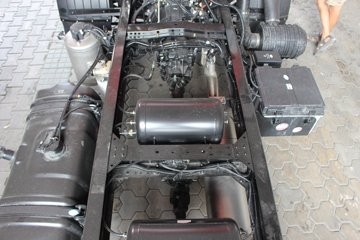 ��� J6F 150���� 4X2 ��س�����ͼƬ