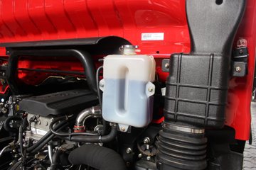 ��� J6F 150���� 4X2 ��س�����ͼƬ