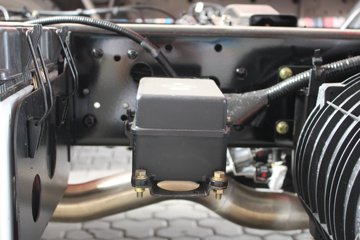 ��� J6F 150���� 4X2 ��س�����ͼƬ