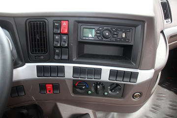  H5п 240 6X2 9.6ʽػ(LZ5250XXYM5CB)ͼƬ