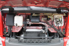 东风柳汽 乘龙H5中卡 240马力 6X2 9.6米厢式载货车(LZ5250XXYM5CB)