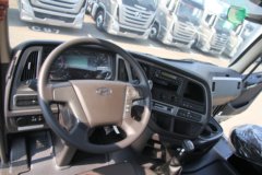 现代商用车 创虎XCIENT重卡 440马力 6X4 危化品牵引车(CHM4250KPQ49WXPV) 现代商用车 创虎XCIENT重卡 440马力 6X4 危化品牵引车(CHM4250KPQ49WXPV)