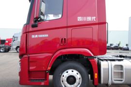 创虎XCIENT&nbsp;牵引车外观                                                图片