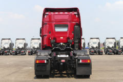 现代商用车 创虎XCIENT重卡 440马力 6X4牵引车(CHM4250KPQ49V)