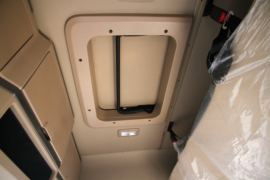 创虎XCIENT&nbsp;牵引车驾驶室                                               图片