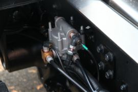 创虎XCIENT&nbsp;牵引车底盘                                                图片