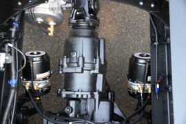 创虎XCIENT&nbsp;牵引车底盘                                                图片