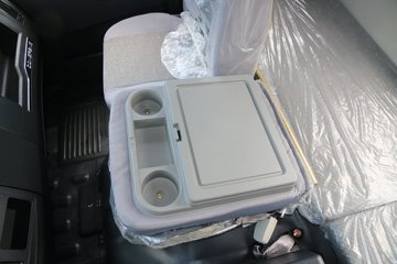 ���� ������D9�п� 180���� 4X2 6.8����ʽ�ػ�������ͼƬ