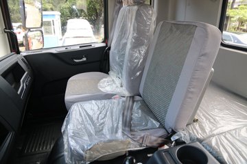 ���� ������D9�п� 180���� 4X2 6.8����ʽ�ػ�������ͼƬ