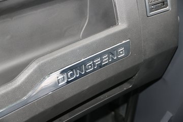 ���� ������D9�п� 180���� 4X2 6.8����ʽ�ػ�������ͼƬ