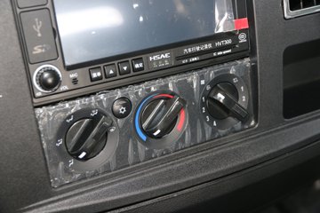���� ������D9�п� 180���� 4X2 6.8����ʽ�ػ�������ͼƬ