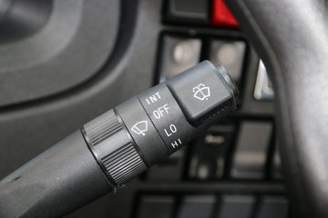 ���� ������D9�п� 180���� 4X2 6.8����ʽ�ػ�������ͼƬ
