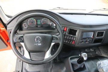 ���� ������D9�п� 180���� 4X2 6.8����ʽ�ػ�������ͼƬ