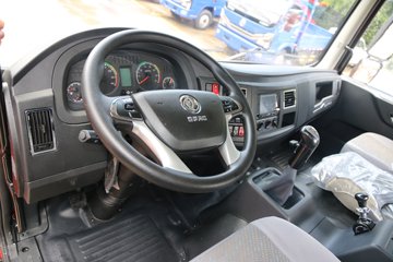 ���� ������D9�п� 180���� 4X2 6.8����ʽ�ػ�������ͼƬ