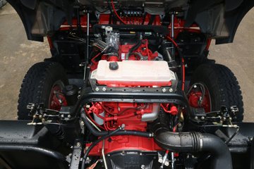 ���� ������D9�п� 180���� 4X2 6.8����ʽ�ػ�������ͼƬ