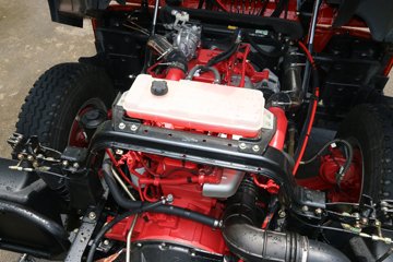 ���� ������D9�п� 180���� 4X2 6.8����ʽ�ػ�������ͼƬ