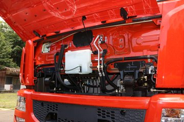 ���� ������D9�п� 180���� 4X2 6.8����ʽ�ػ�������ͼƬ