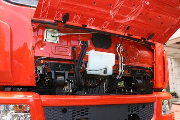 ���� ������D9�п� 180���� 4X2 6.8����ʽ�ػ�������ͼƬ