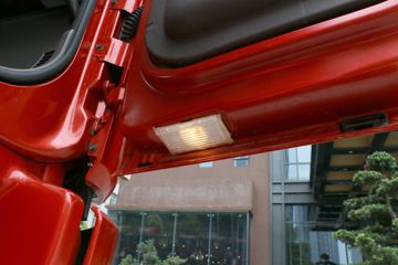 �������� ����L3 �ʻݰ� 160���� 4X2 6.75���Ű������ػ�������(LZ1160M3AB)ͼƬ