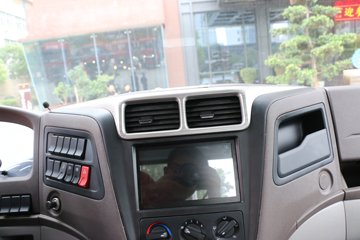 �������� ����L3 �ʻݰ� 160���� 4X2 6.75���Ű������ػ�������(LZ1160M3AB)ͼƬ