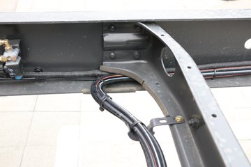 �������� ����L3 �ʻݰ� 160���� 4X2 6.75���Ű������ػ�������(LZ1160M3AB)ͼƬ