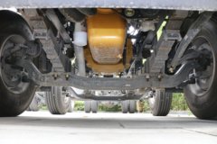 东风柳汽 乘龙H5中卡 舒适版 240马力 6X2 9.6米栏板载货车底盘(LZ1250M5CB)