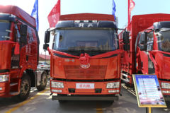 一汽解放 J6L中卡 质慧版 180马力 4X2 6.8米仓栅式载货车(CA5160CCYP62K1L4A1E5) 一汽解放 J6L中卡 质慧版 180马力 4X2 6.8米仓栅式载货车(CA5160CCYP62K1L4A1E5)