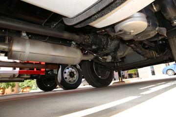 һ����� J6L�п� �ʻ۰� 180���� 4X2 6.8�ײ�դʽ�ػ���ͼƬ