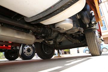 һ����� J6L�п� �ʻ۰� 180���� 4X2 6.8�ײ�դʽ�ػ���ͼƬ