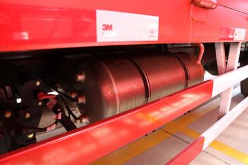 һ����� J6L�п� �ʻ۰� 180���� 4X2 6.8�ײ�դʽ�ػ���ͼƬ