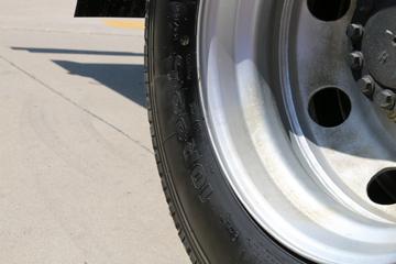 һ����� J6L�п� �ʻ۰� 180���� 4X2 6.8�ײ�դʽ�ػ���ͼƬ