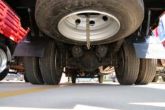 一汽解放 J6L中卡 质慧版 180马力 4X2 6.8米仓栅式载货车(CA5160CCYP62K1L4A1E5) 一汽解放 J6L中卡 质慧版 180马力 4X2 6.8米仓栅式载货车(CA5160CCYP62K1L4A1E5)