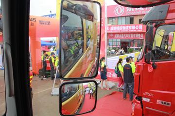 �������ó� �����ؿ� ������ 520���� 6X4ǣ����(DFH4251AX4AV)ͼƬ