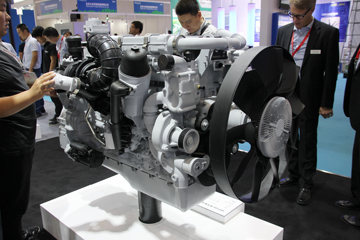 WP10H系列&nbsp;发动机外观                                                图片