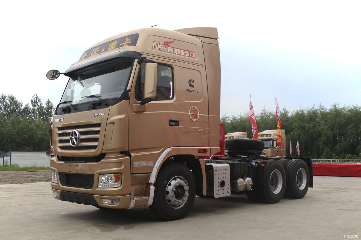 大运 N9H重卡 490马力 6X4牵引车