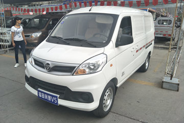 福田商务车 风景V5  116马力 1.5L面包车