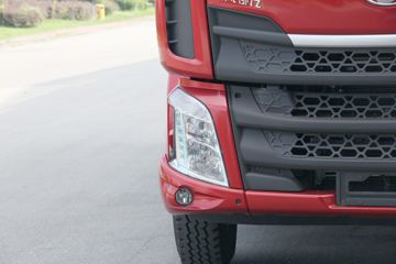 �������� �³���M3�п� 180���� 4X2 7.7����ʽ�ػ���ͼƬ