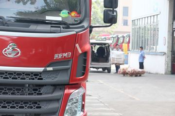 �������� �³���M3�п� 180���� 4X2 7.7����ʽ�ػ���ͼƬ