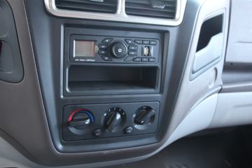 �������� �³���M3�п� 180���� 4X2 7.7����ʽ�ػ���ͼƬ