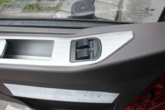 东风柳汽 新乘龙M3中卡 180马力 4X2 7.7米厢式载货车(LZ5166XXYM3AB) 东风柳汽 新乘龙M3中卡 180马力 4X2 7.7米厢式载货车(LZ5166XXYM3AB)