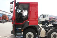 东风柳汽 乘龙H7 复合轻量化 310马力 8X4 7.6米自卸车底盘(LZ3312M5FB)