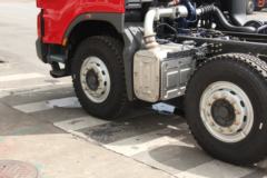 东风柳汽 乘龙H7 复合轻量化 310马力 8X4 7.6米自卸车底盘(LZ3312M5FB)